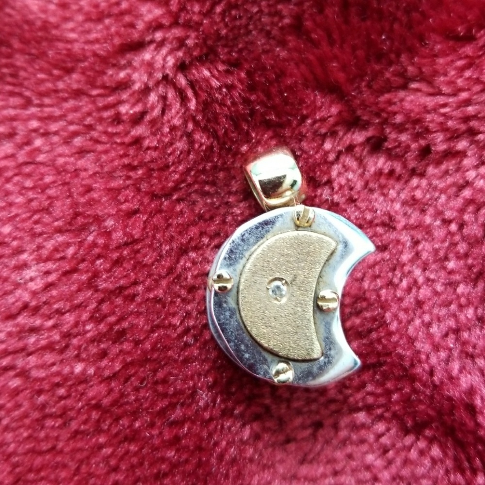 Pendant